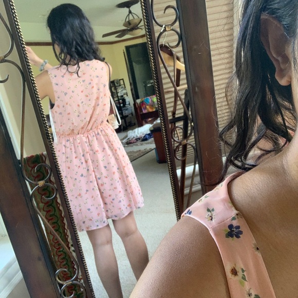Pink floral dress - Picture 3 of 5